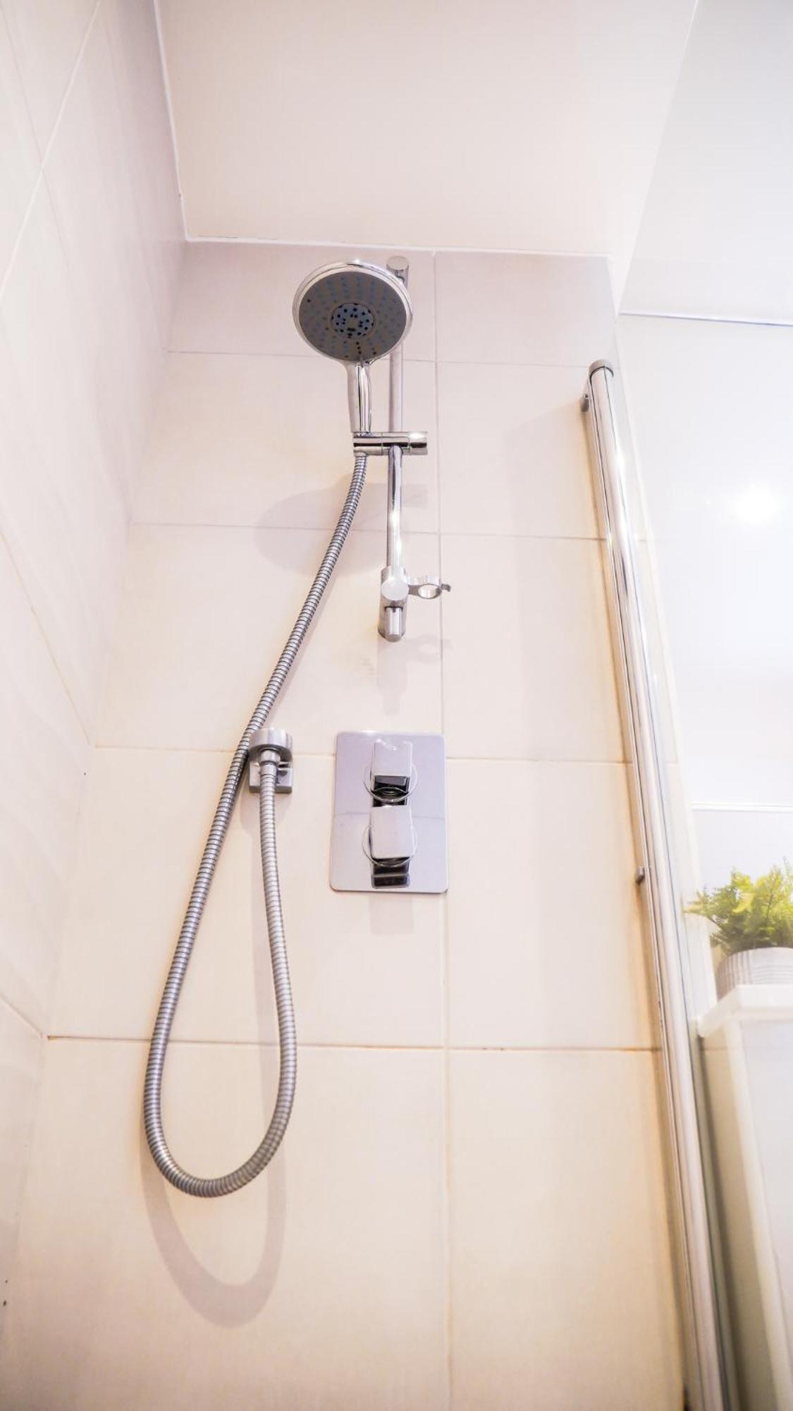 Manchester City Centre Apt With Balcony & Free Parking - Including Free 1-Hour Late Check-Out For Bookings On The 29Th 31St May, Justeat Voucher For 2-Night Stays Minimum! مانشستر المظهر الخارجي الصورة